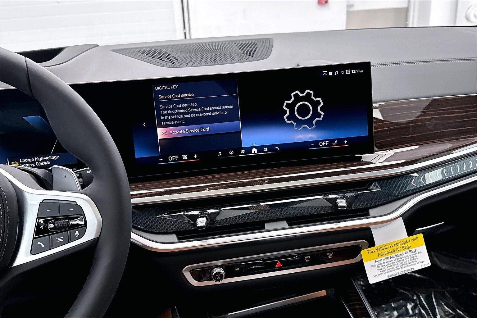 New 2026 Carbon Black Metallic BMW xDrive50e image 13