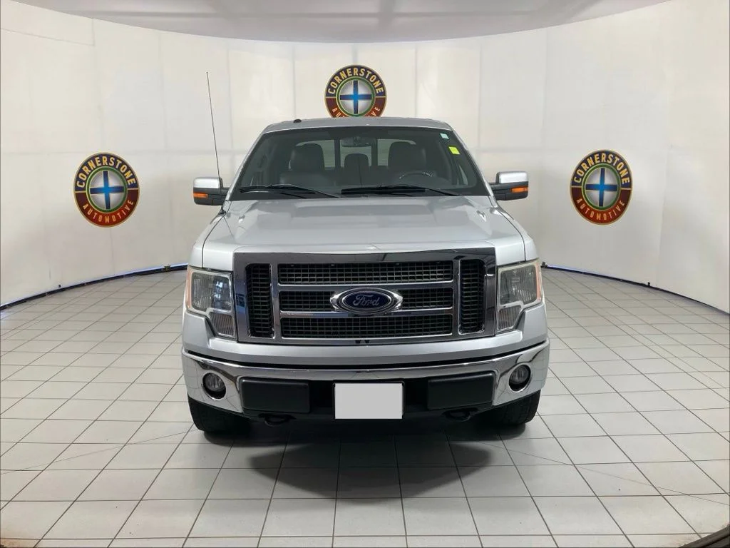Used 2011 Silver Ford Lariat image 22