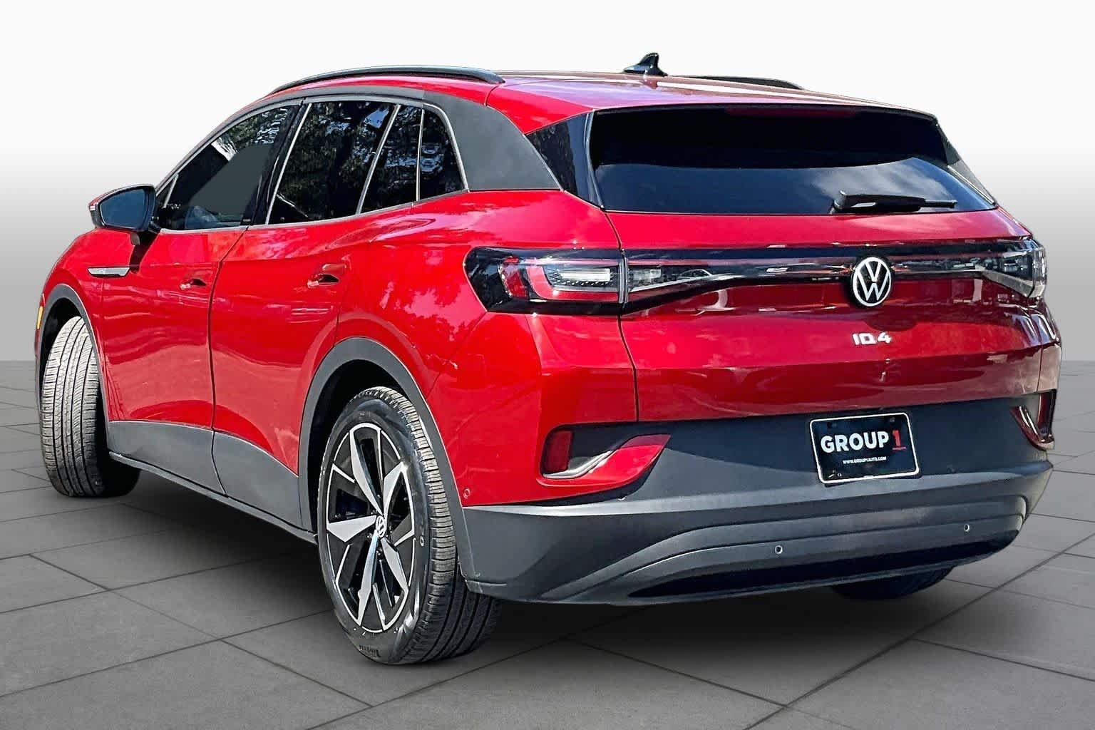 Used 2023 AURORA RED CHROMA Volkswagen Pro S image 11