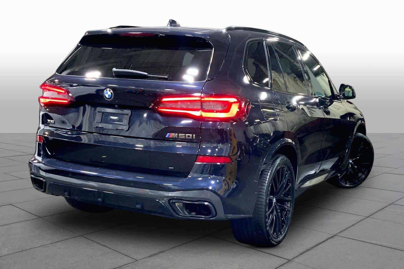 Used 2022 Carbon Black Metallic BMW M50i image 13