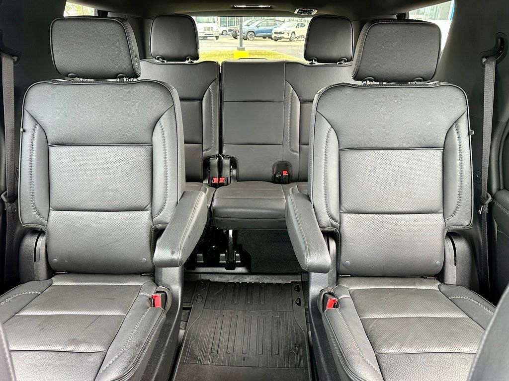 Used 2025 White GMC Denali image 21