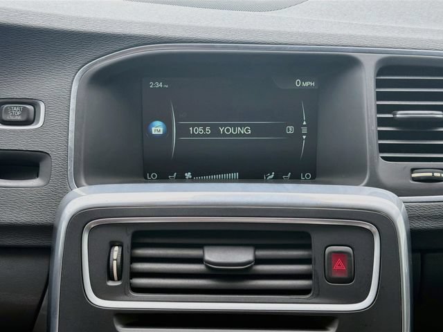 Used 2016 Gray Metallic Volvo T5 Drive-E Premier image 29
