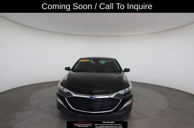 Used 2024 Black Chevrolet RS image 31