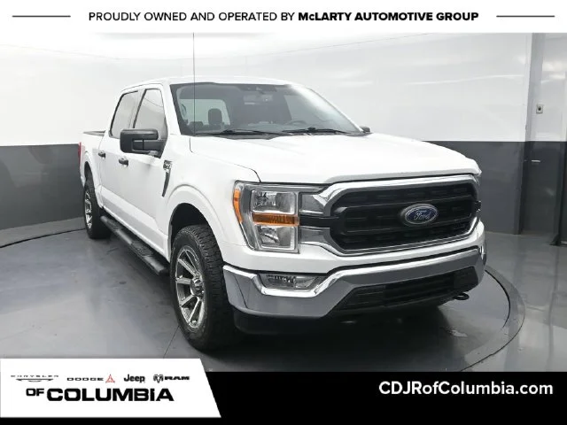 Used 2021 White Ford XLT image 1