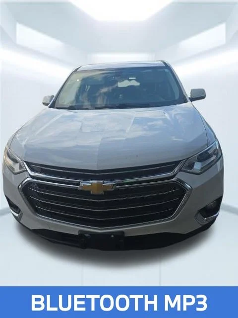 Used 2019 White Chevrolet LT image 2