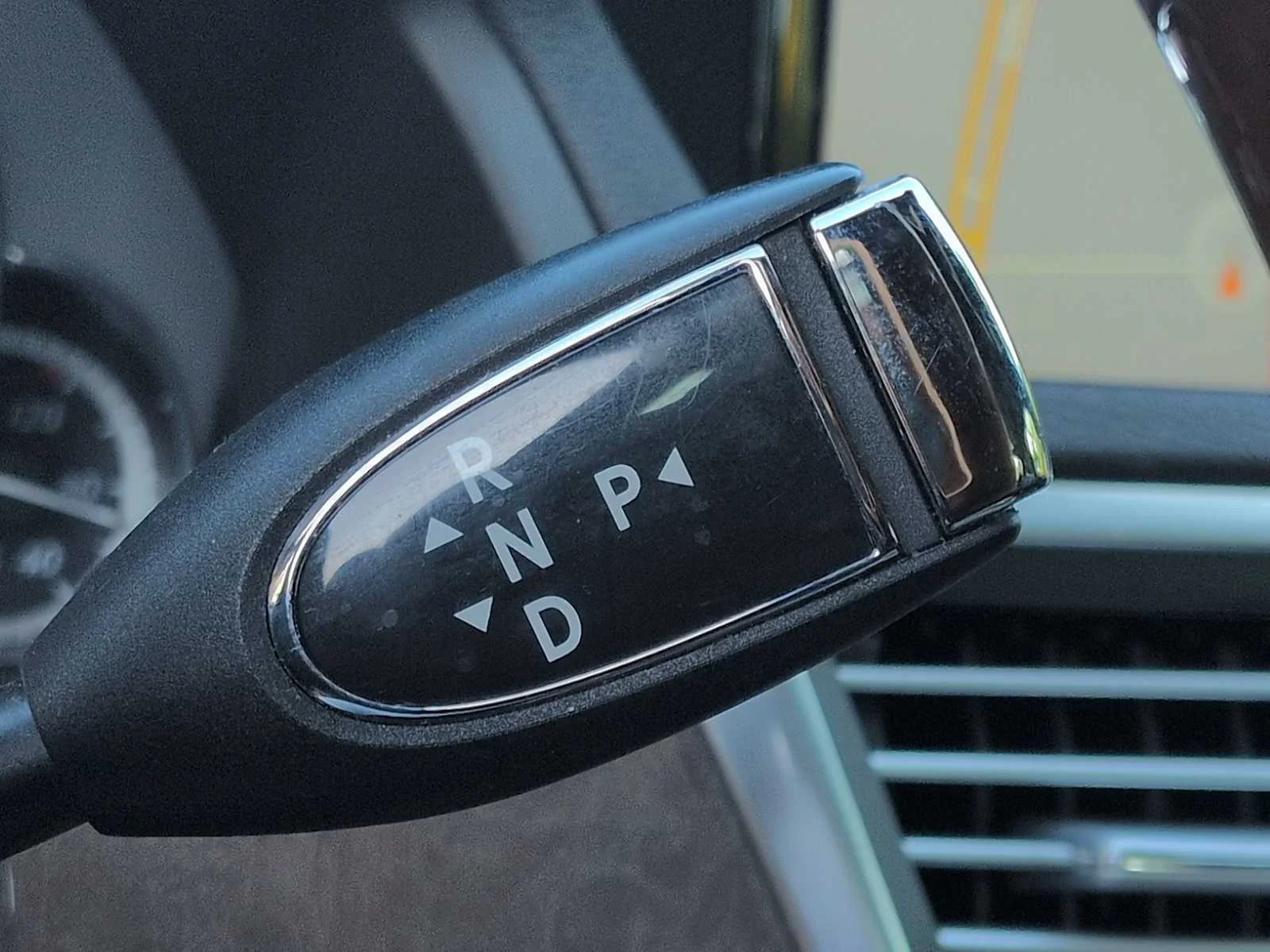Used 2012 Iridium Silver Metallic Mercedes-Benz E 350 Sport image 35