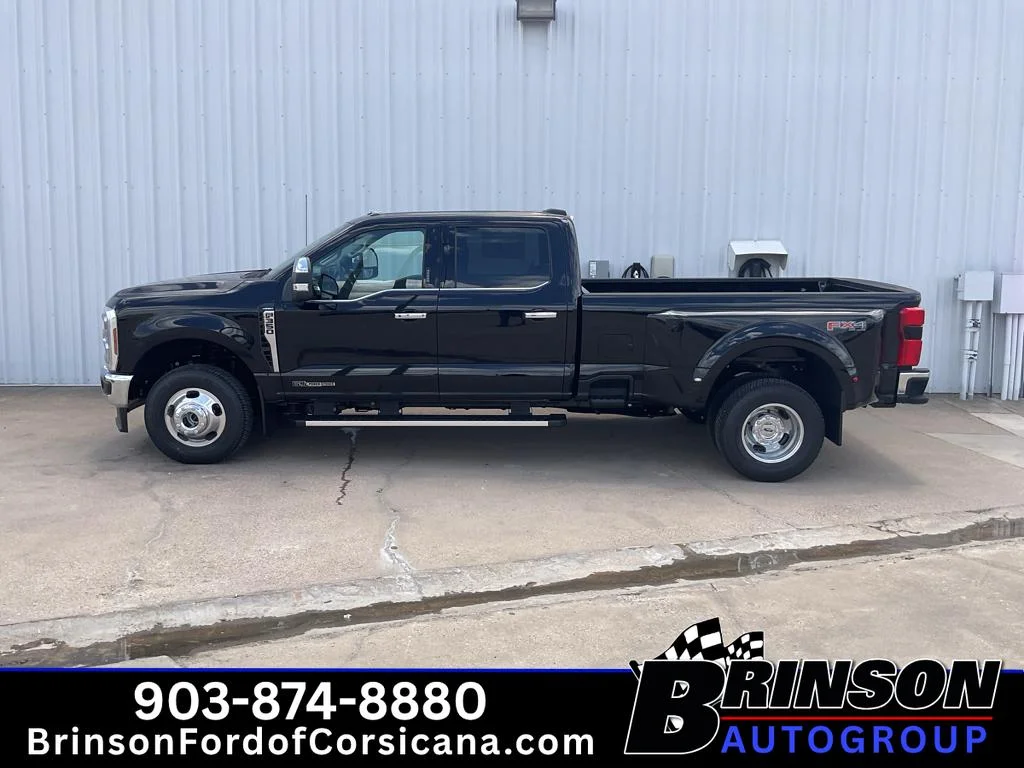 New 2026 Agate Black Metallic Ford LARIAT image 3