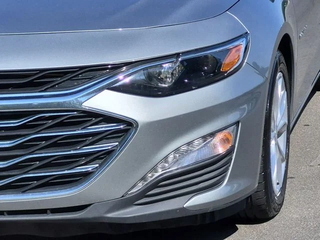 Used 2025 Gray Chevrolet LT image 17