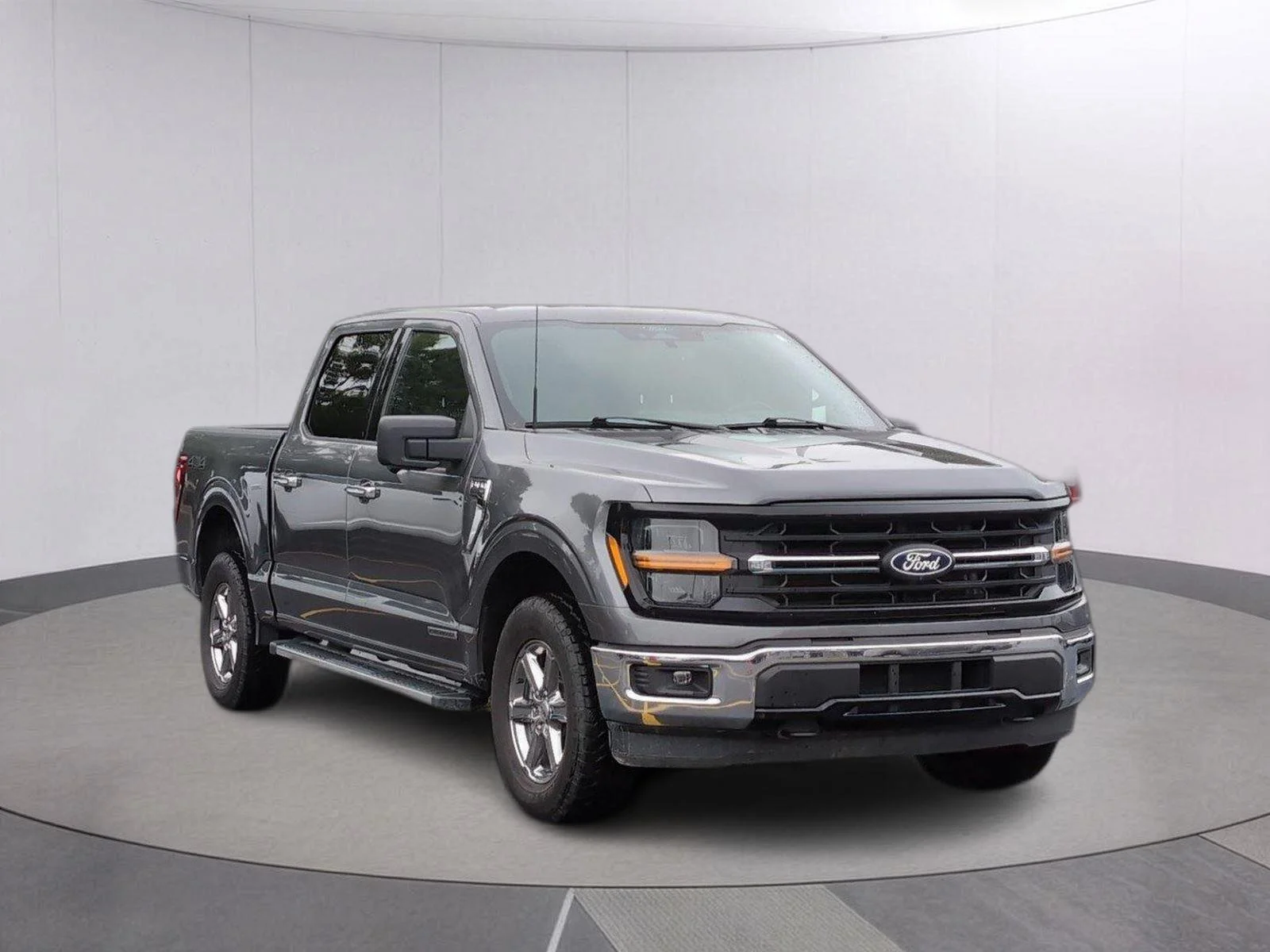 Used 2024 Carbonized Gray Ford XLT image 8