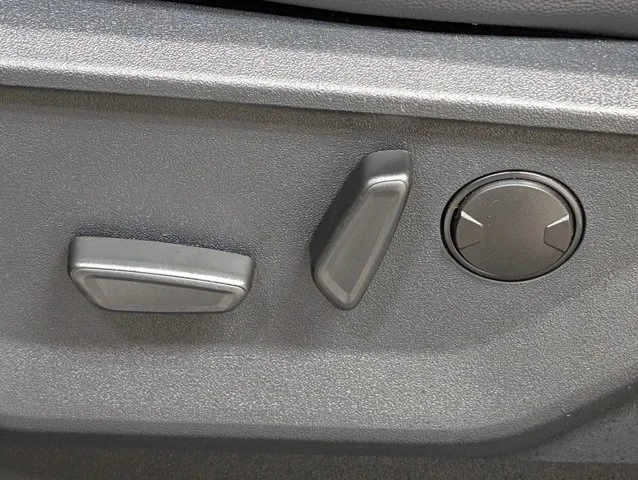 New 2026 Carbonized Gray Metallic Ford F-250® Lariat® image 54