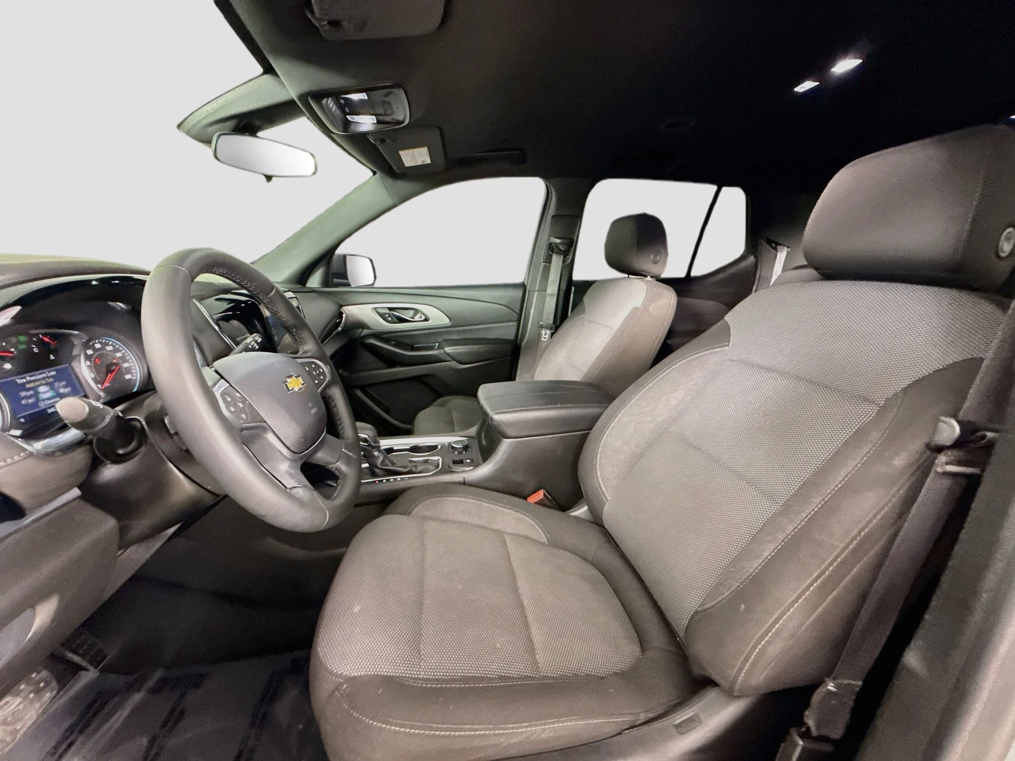 Used 2023 Sterling Gray Metallic Chevrolet LT Cloth image 21