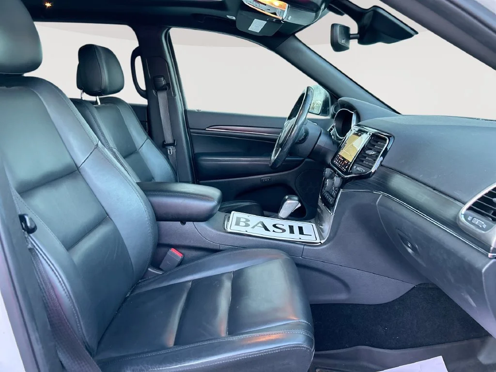 Used 2020 White Jeep Limited image 29
