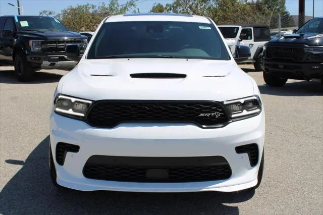 New 2027 White Knuckle Clear-Coat Exterior Paint Dodge SRT Hellcat Jailbreak image 2