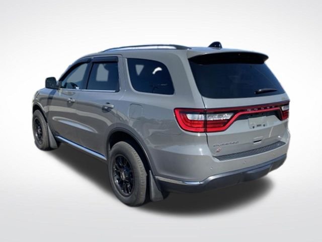 Used 2023 Gray Dodge SXT image 3