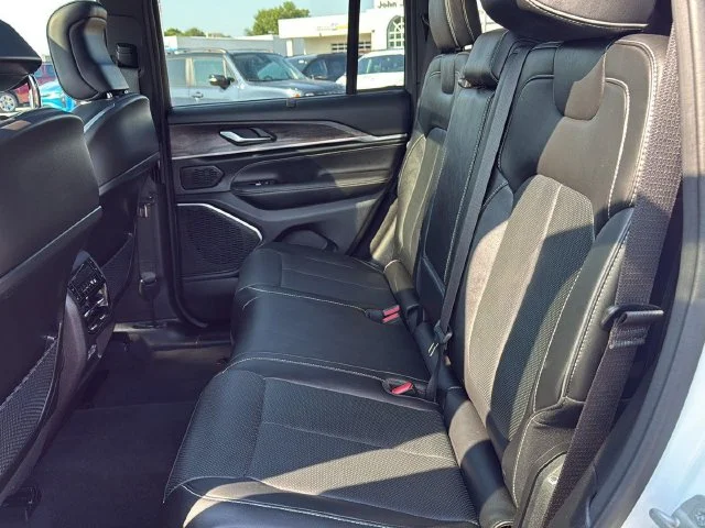 Used 2023 White Jeep Overland image 14