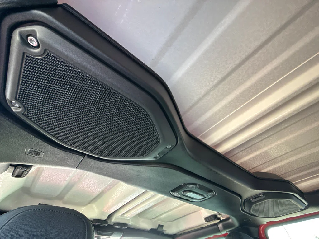 Used 2020 Red Jeep Sport image 17