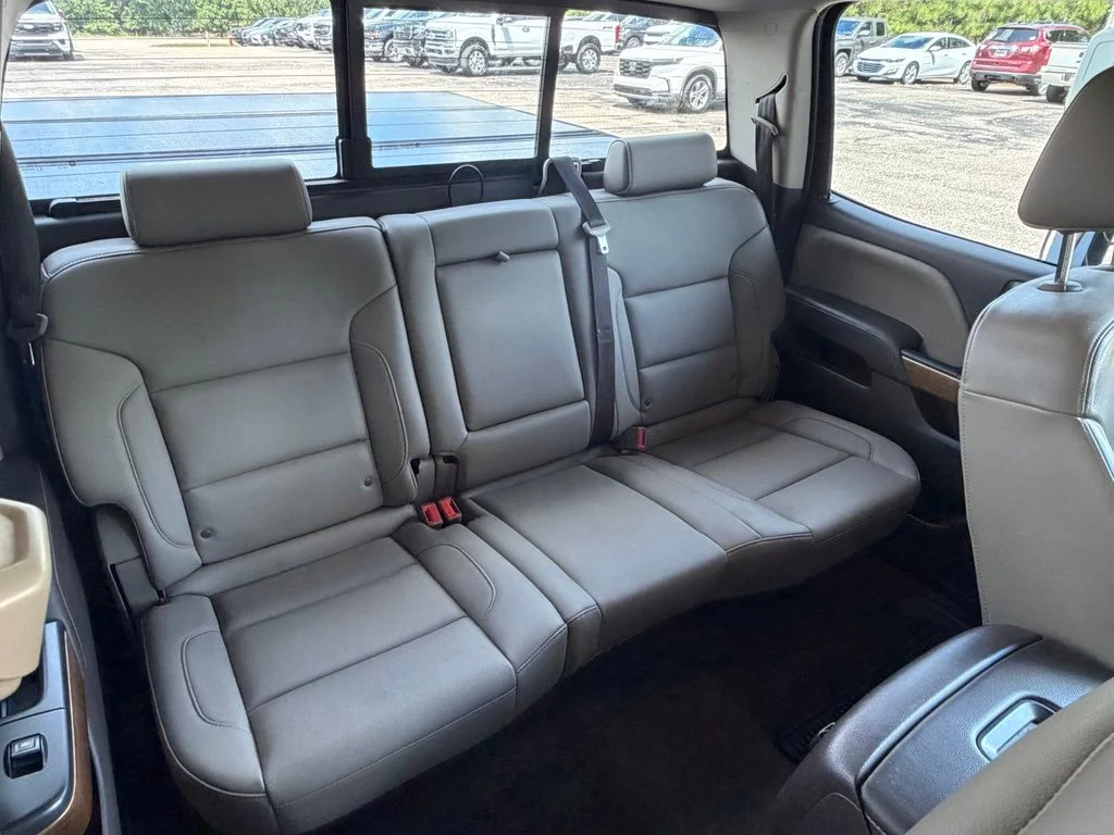 Used 2018 White Chevrolet LTZ image 14