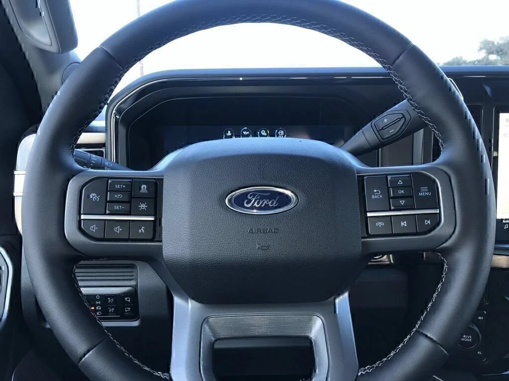 2026 Ford F-250 Super Duty Lariat - Photo 13