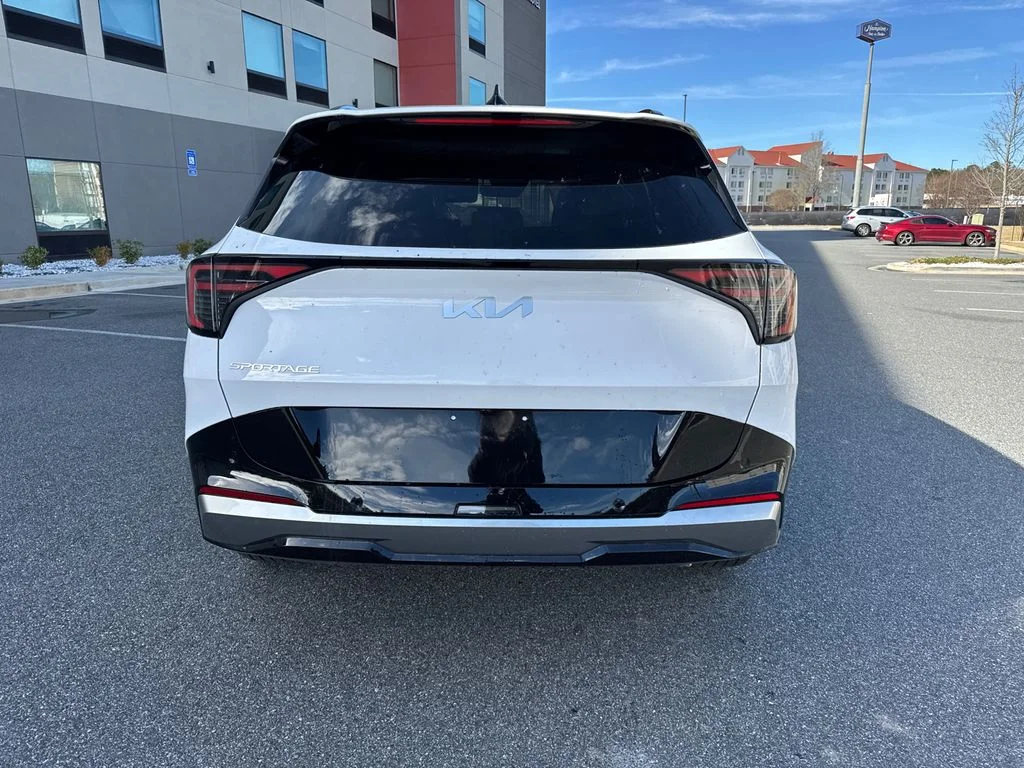 New 2026 White Kia SX image 4