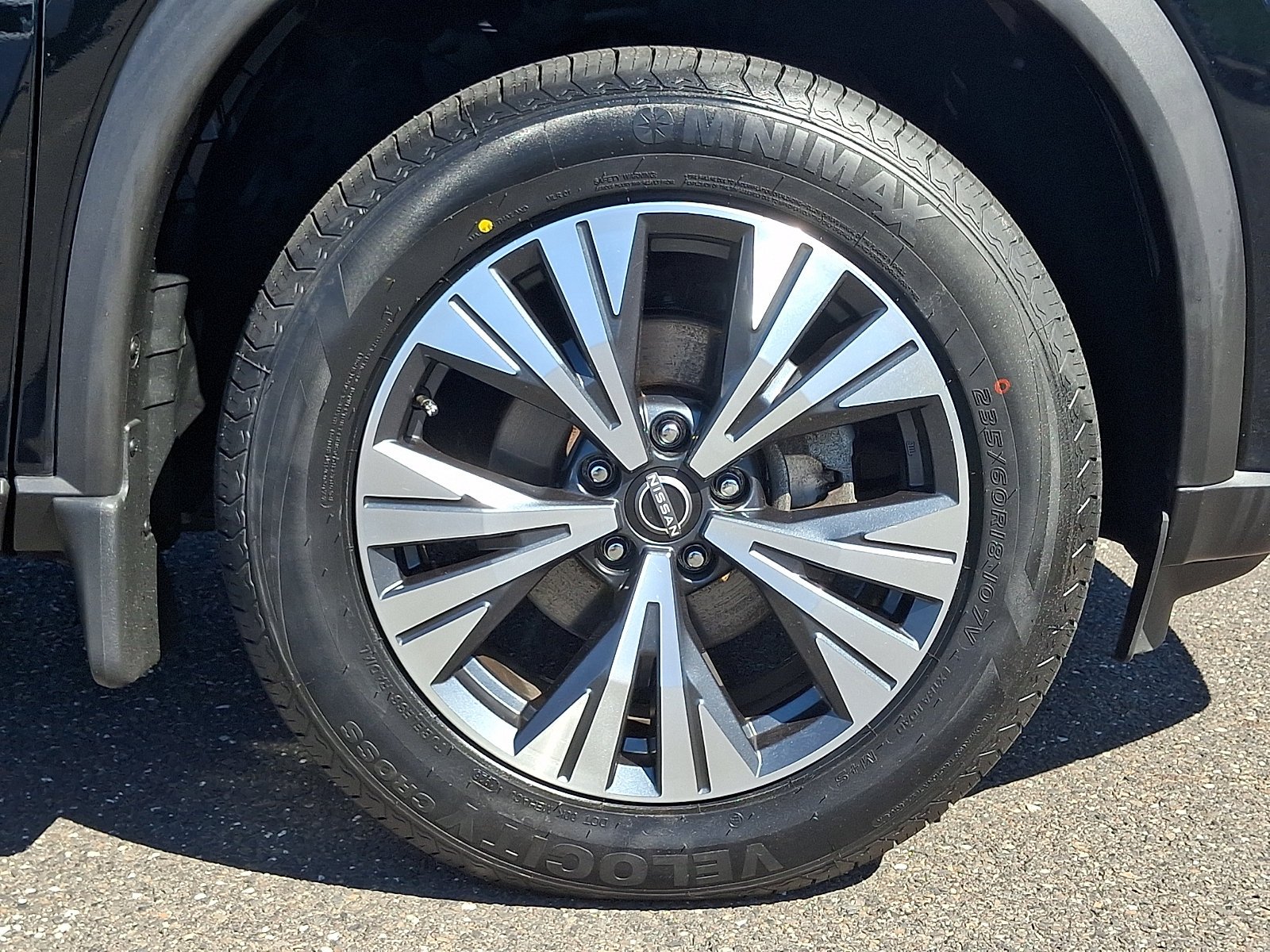 Used 2023 Super Black Nissan SV image 8
