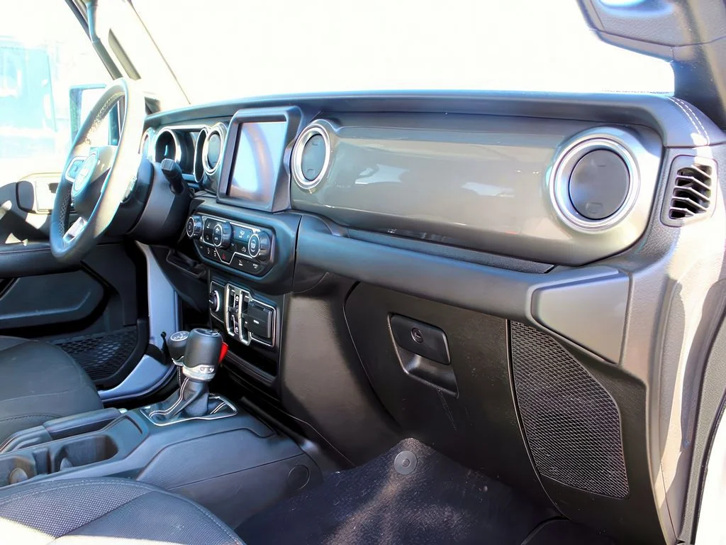2023 Jeep Wrangler 4-Door Sahara - Photo 21