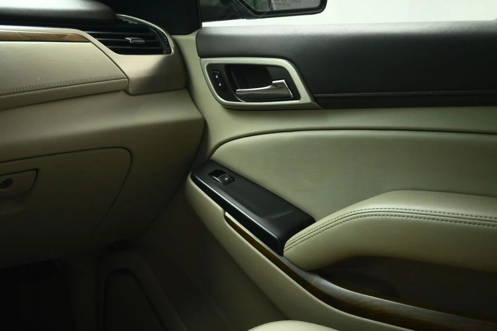 Used 2020 Silver GMC Denali image 46