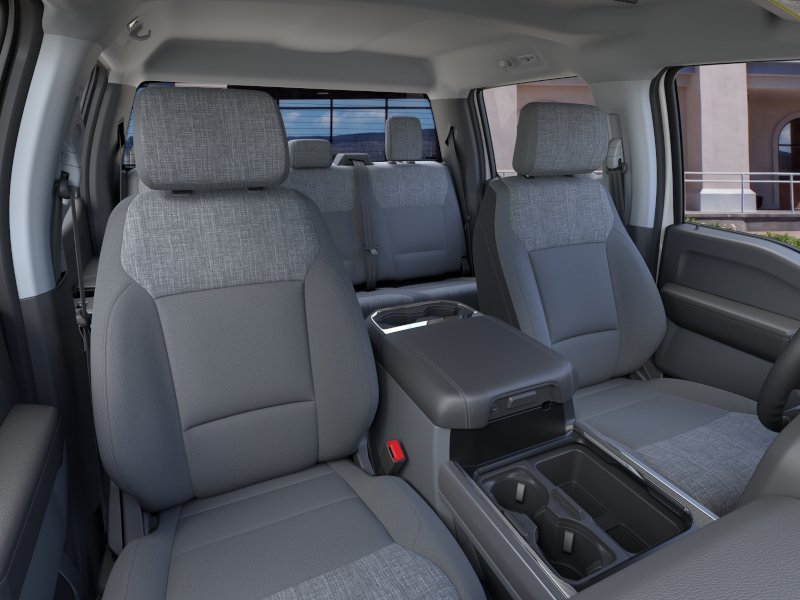 New 2026 Oxford White Ford F-350® XLT image 10