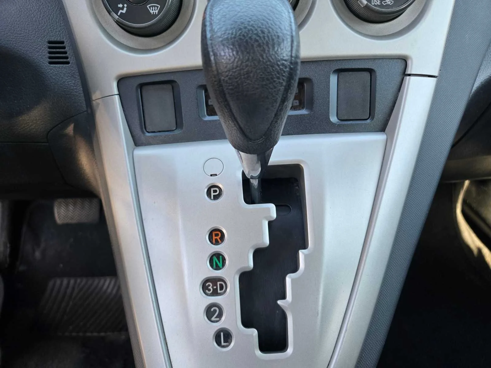 Used 2011  Toyota  image 16
