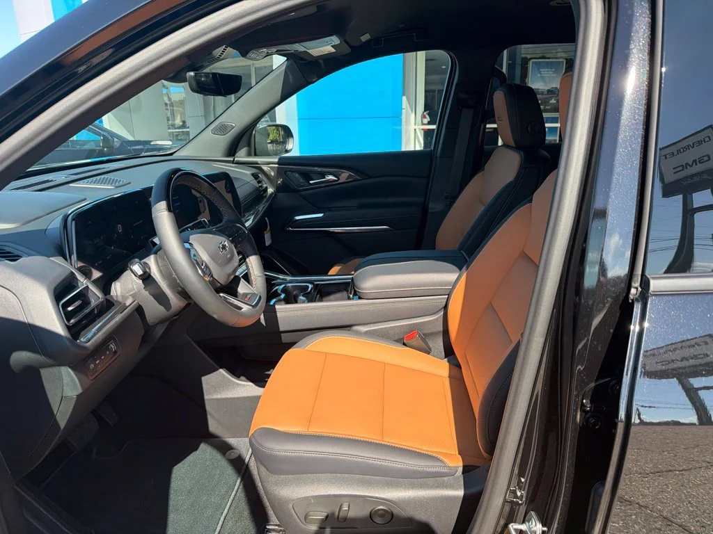 New 2027 Mosaic Black Metallic Chevrolet Z71 image 28