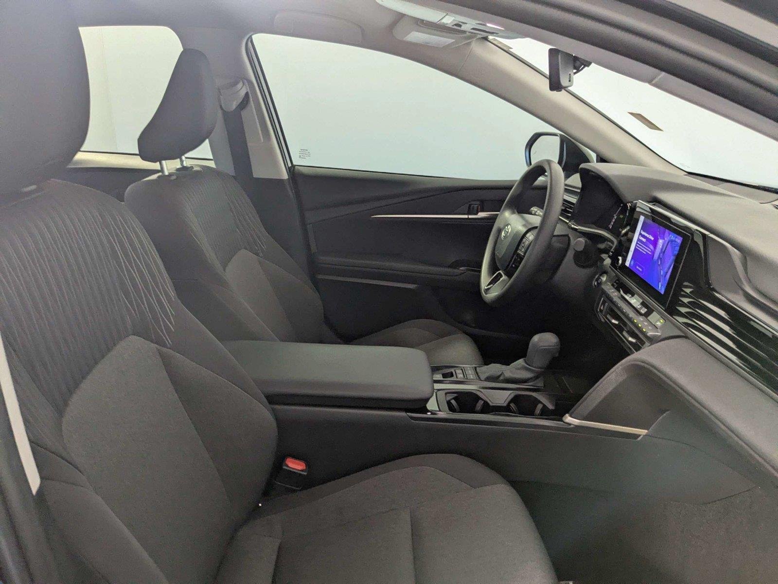 Used 2025 Midnight Black Metallic Toyota LE image 31