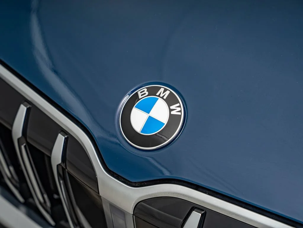 New 2026 Night Dusk Blue Metallic BMW xDrive28i image 12