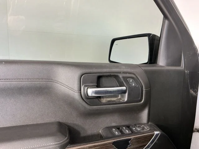 Used 2020 Silver Chevrolet LT Trail Boss image 8