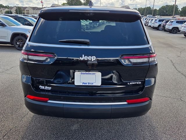 New 2027 High-Gloss Black Paint Jeep Limited image 11