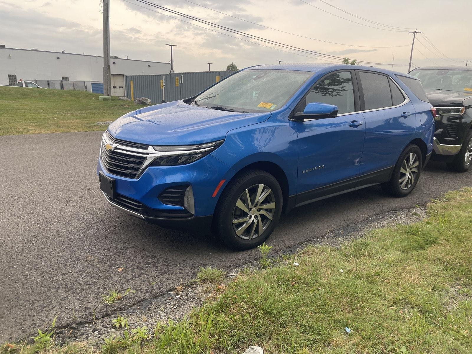 Used 2024 Riptide Blue Metallic Chevrolet LT image 3