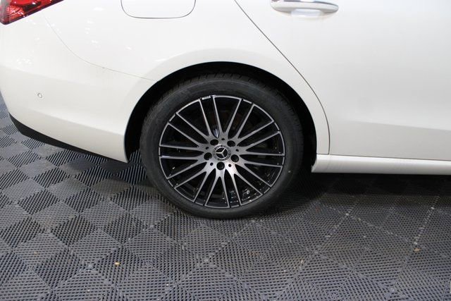 2025 Mercedes-Benz C-Class Sedan C 300 - Photo 43