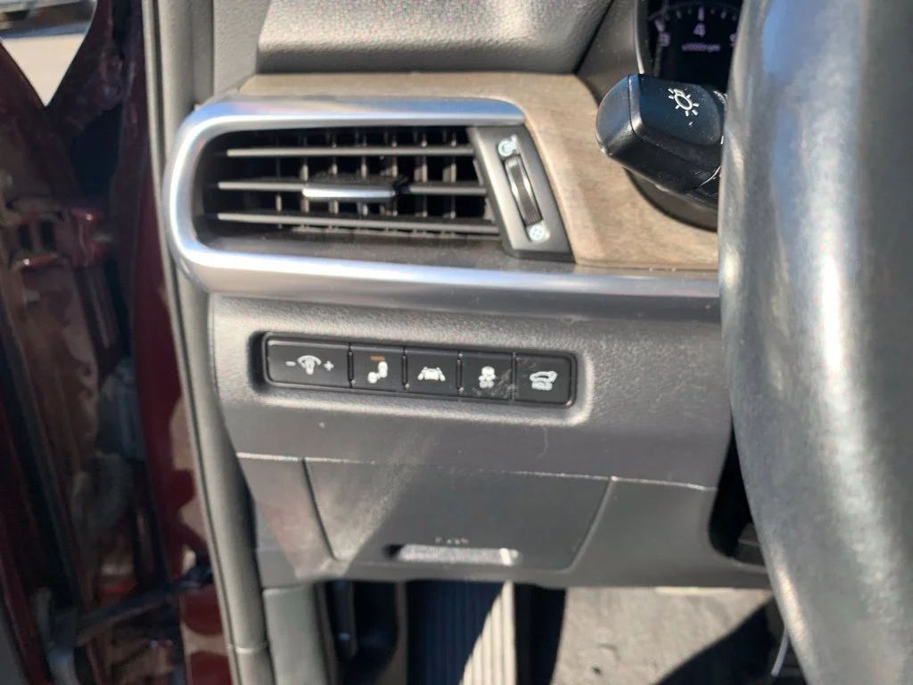 Used 2020 Purple Kia SX image 16