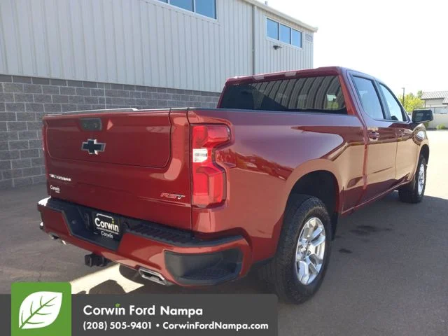 Used 2025 Red Chevrolet RST image 3