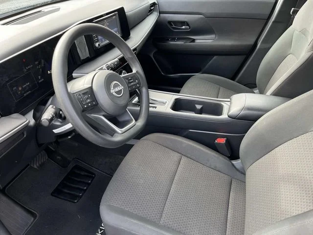 Used 2025 Black Nissan S image 25
