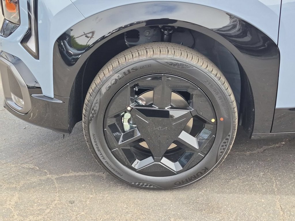 New 2027 Pale Gray Kia X-Line S image 34