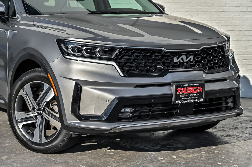 Used 2023 Gray Kia SX Prestige image 3