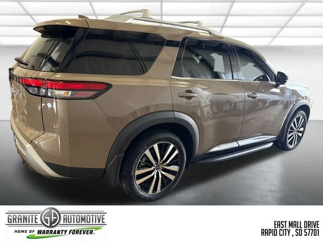 Used 2023 Beige Nissan Platinum image 6