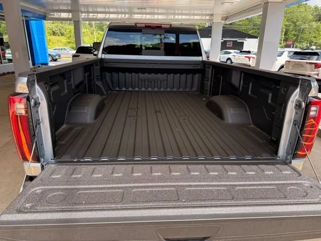 2026 GMC Sierra 3500HD SLT - Photo 14