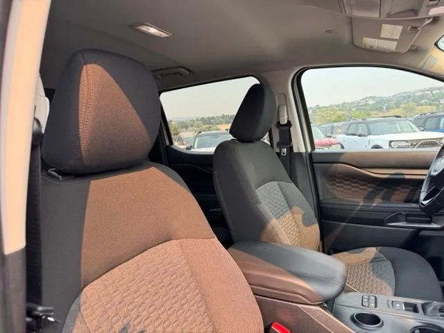 Used 2025 Beige Ford XLT image 25
