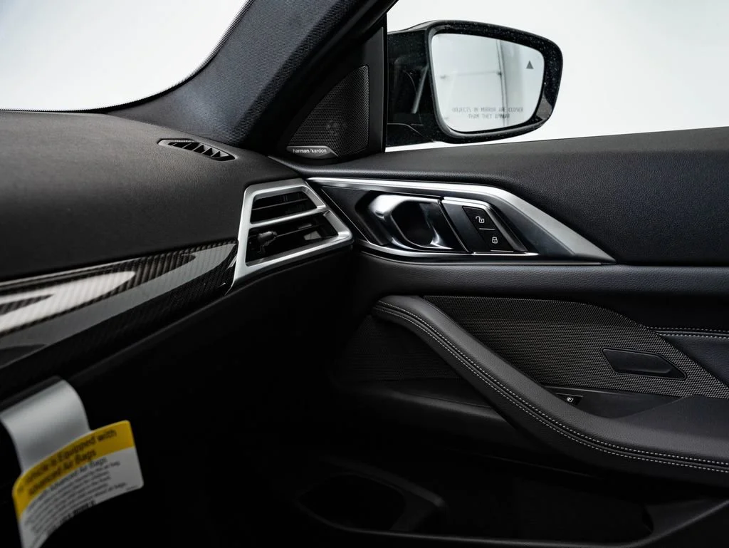 New 2027 Black Sapphire Metallic BMW M440i xDrive image 42