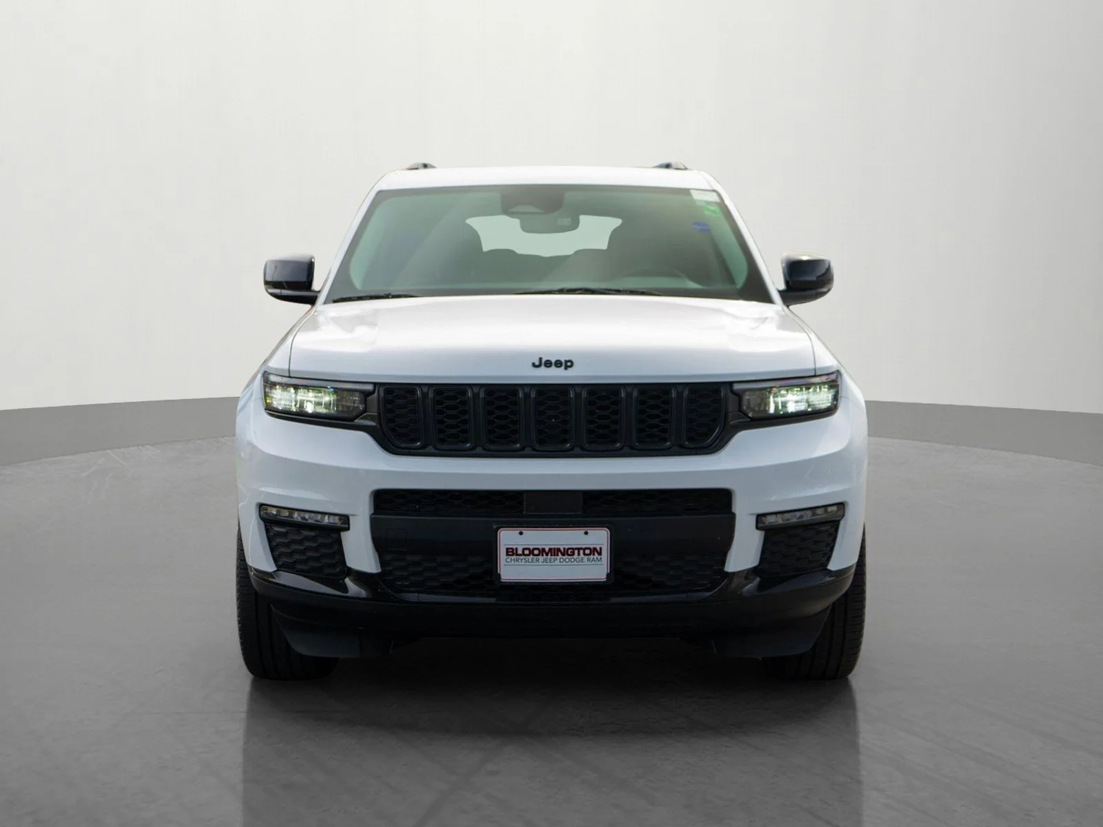 Used 2023 Jeep Grand Cherokee L Limited with VIN 1C4RJKBG5P8752041 for sale in Minneapolis, Minnesota