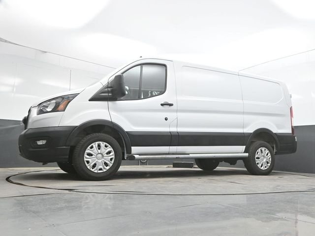Used 2025 White Ford Base image 40