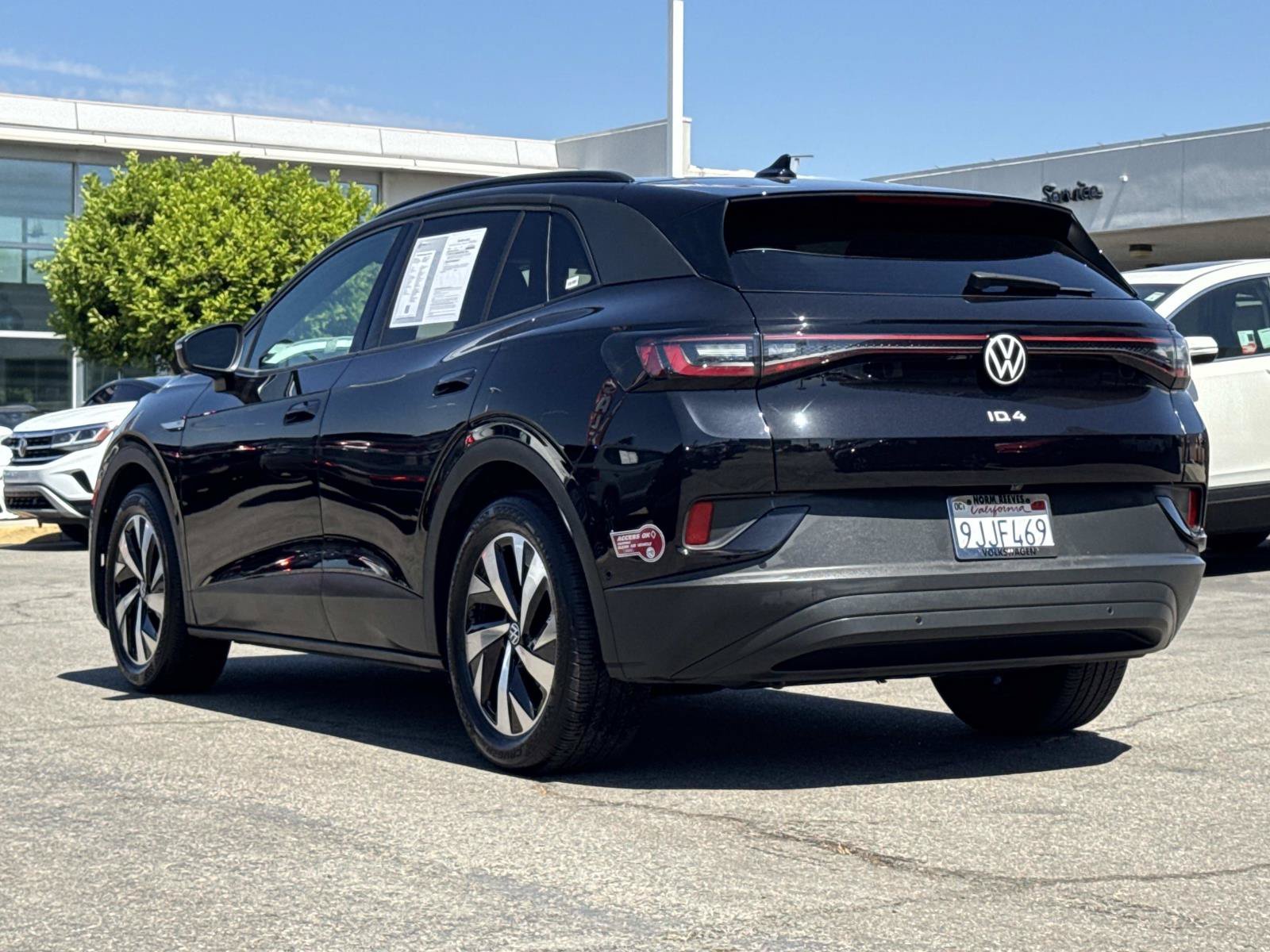 Certified Used 2023 Deep Black Pearl Volkswagen Pro image 3