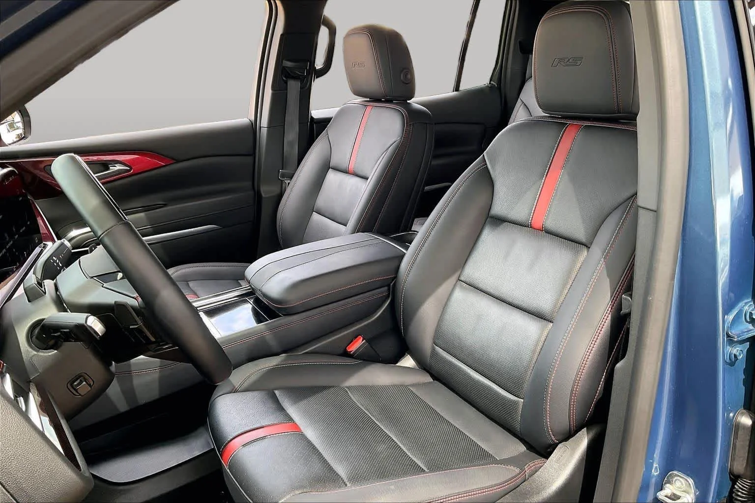 Used 2025 Lakeshore Blue Metallic Chevrolet RS image 7