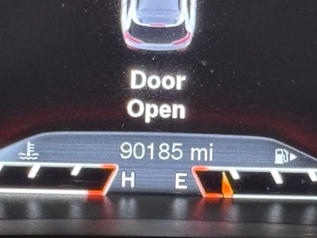 Used 2016 White Jeep Limited image 22