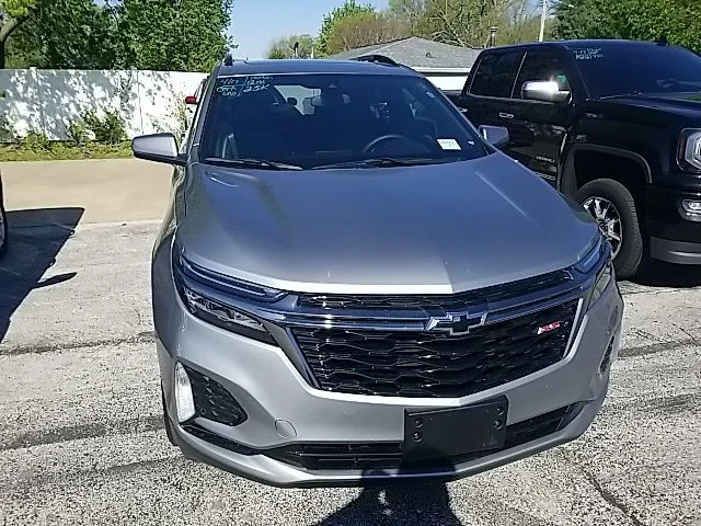 Used 2023 Gray Chevrolet RS image 6